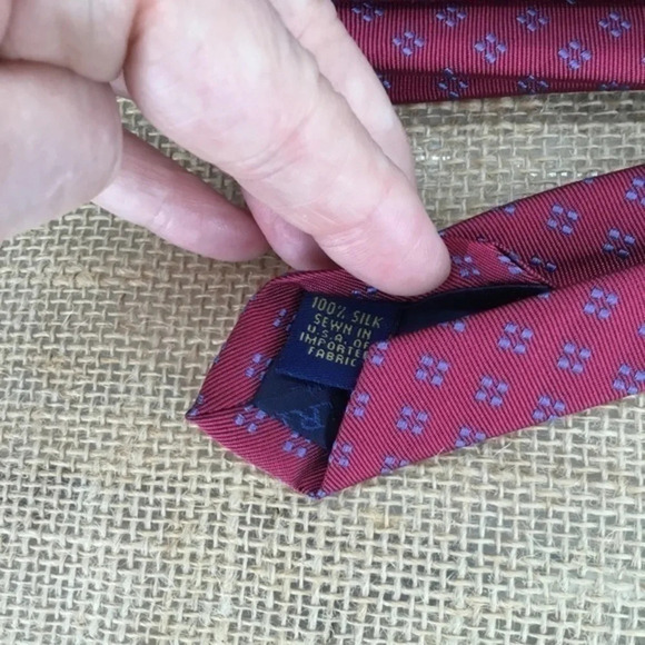 T. Harris London Men’s Silk Tie - Picture 5 of 5